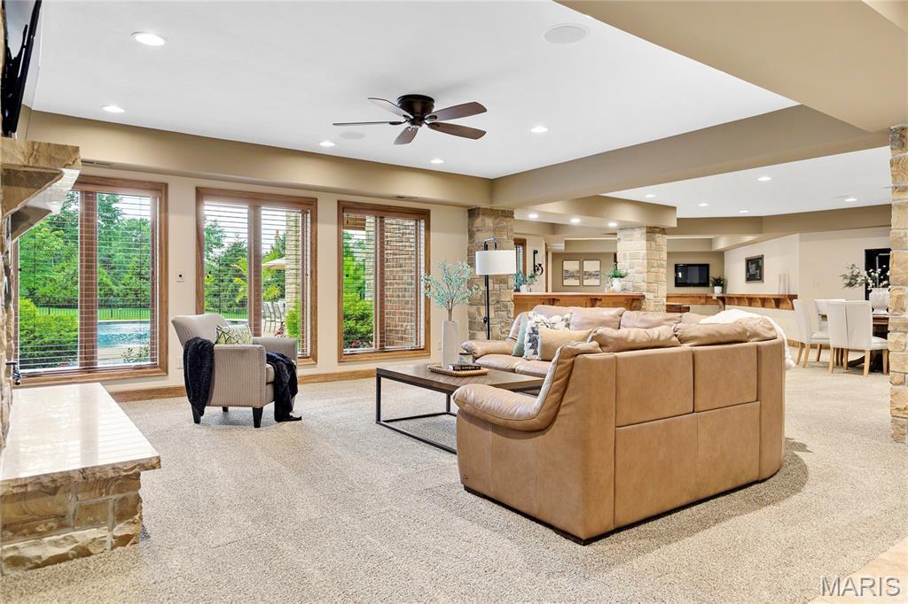 1015 Claymark Drive
