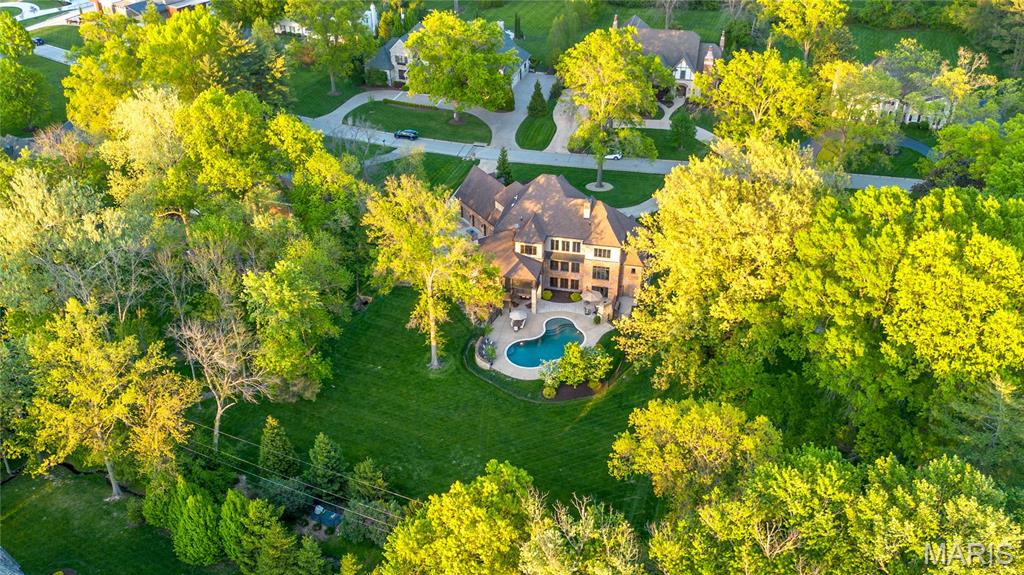 1015 Claymark Drive