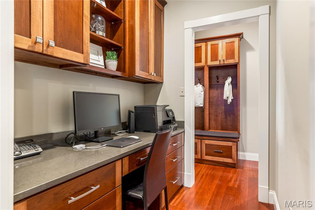 1007 Devonworth Manor Way