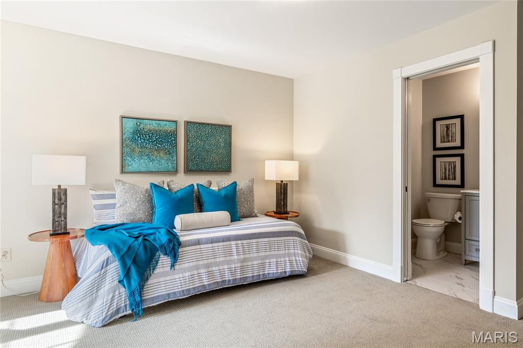 1007 Devonworth Manor Way