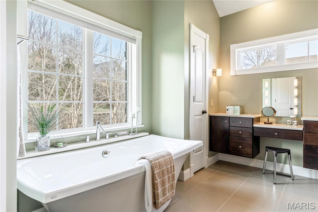 1007 Devonworth Manor Way