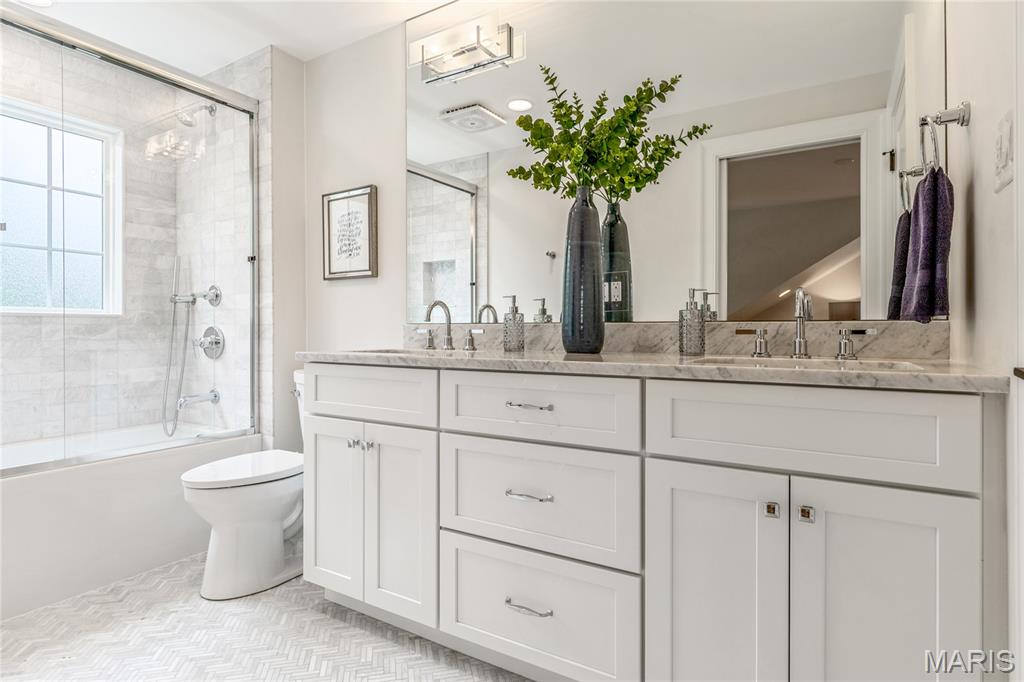 12829 Topping Acres Street