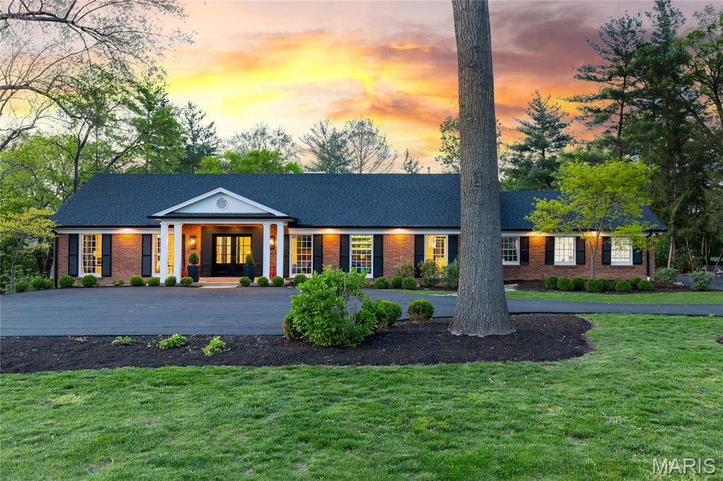 12829 Topping Acres Street