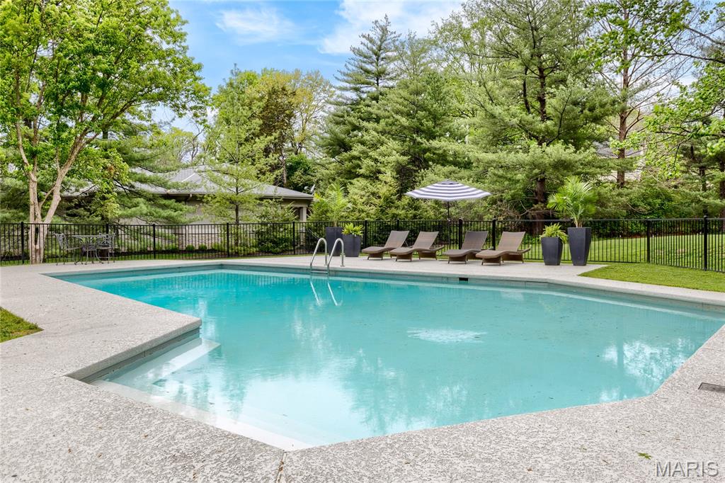 12829 Topping Acres Street