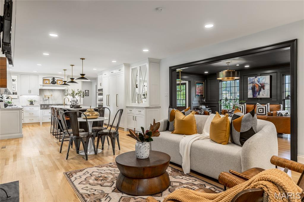 12829 Topping Acres Street