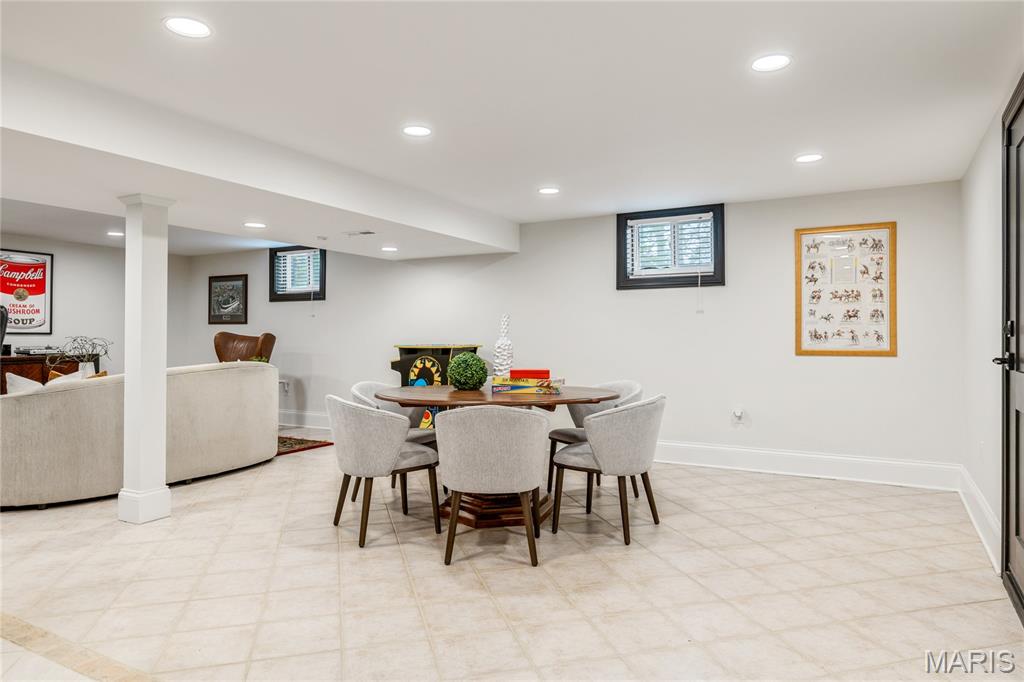 12829 Topping Acres Street