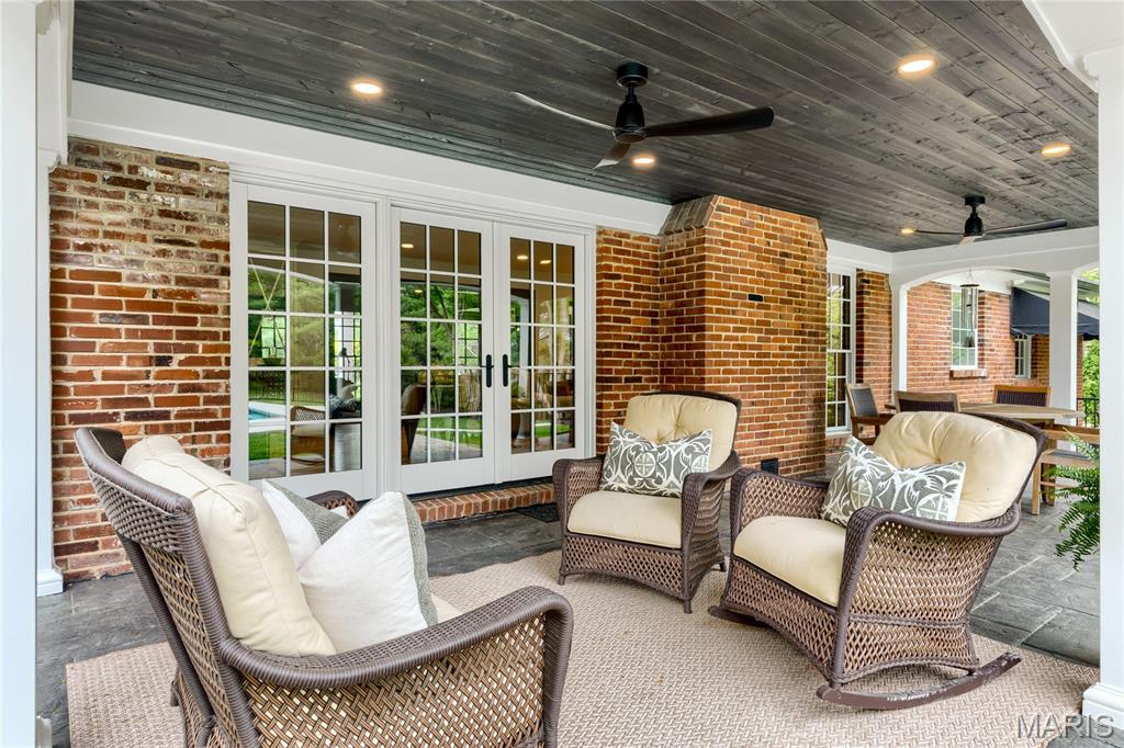 12829 Topping Acres Street