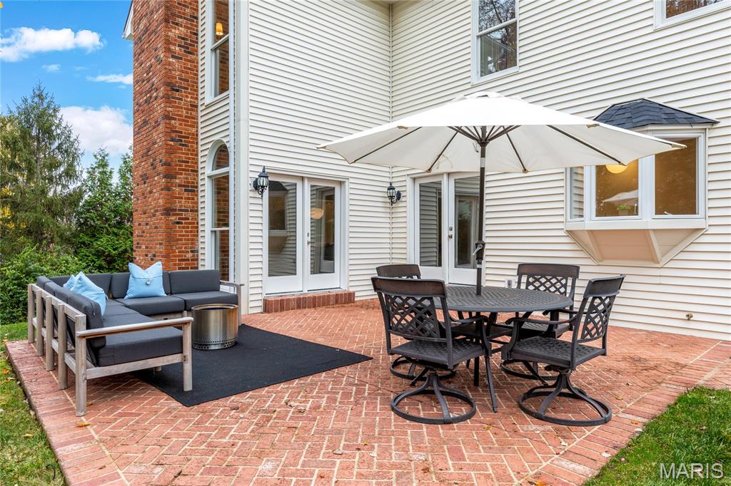 822 Town And Country Estates Drive