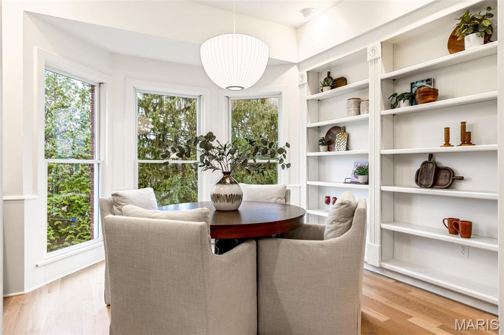 822 Town And Country Estates Drive