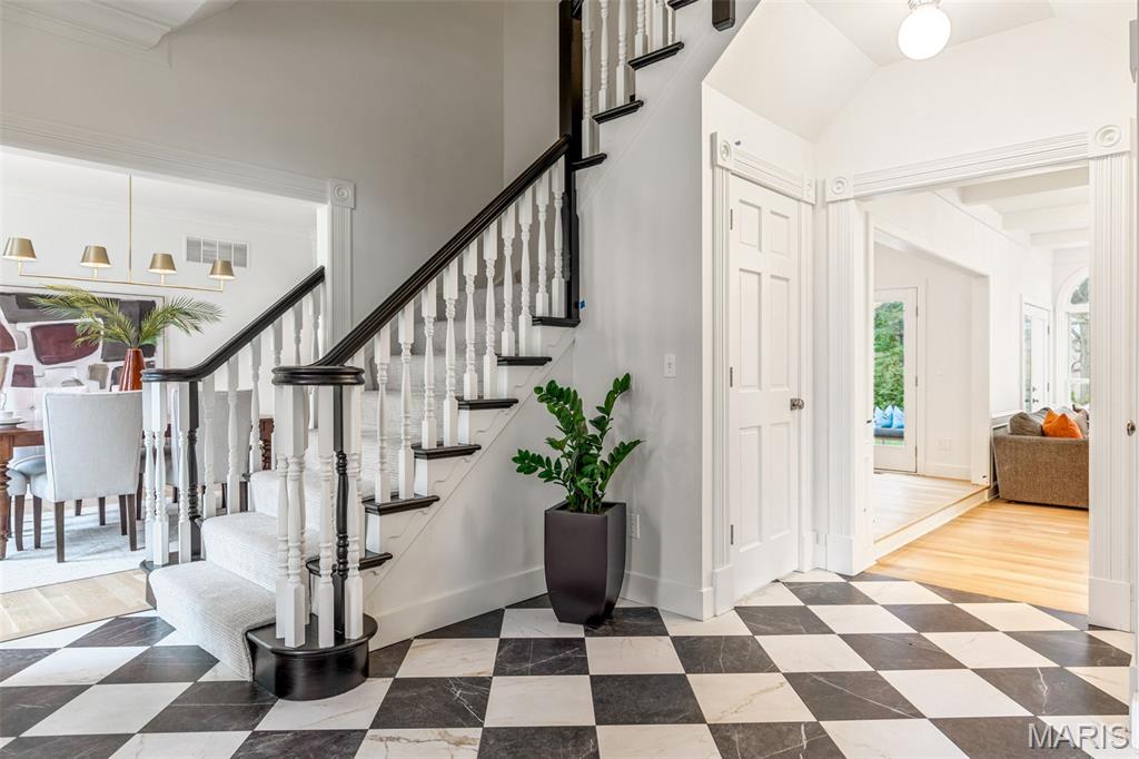 822 Town And Country Estates Drive