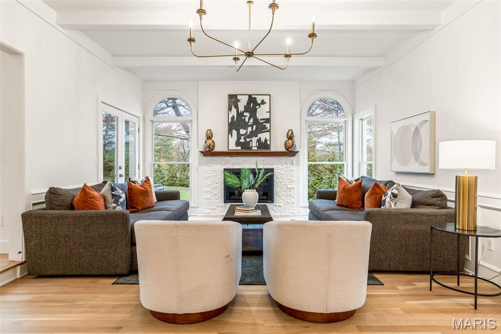 822 Town And Country Estates Drive