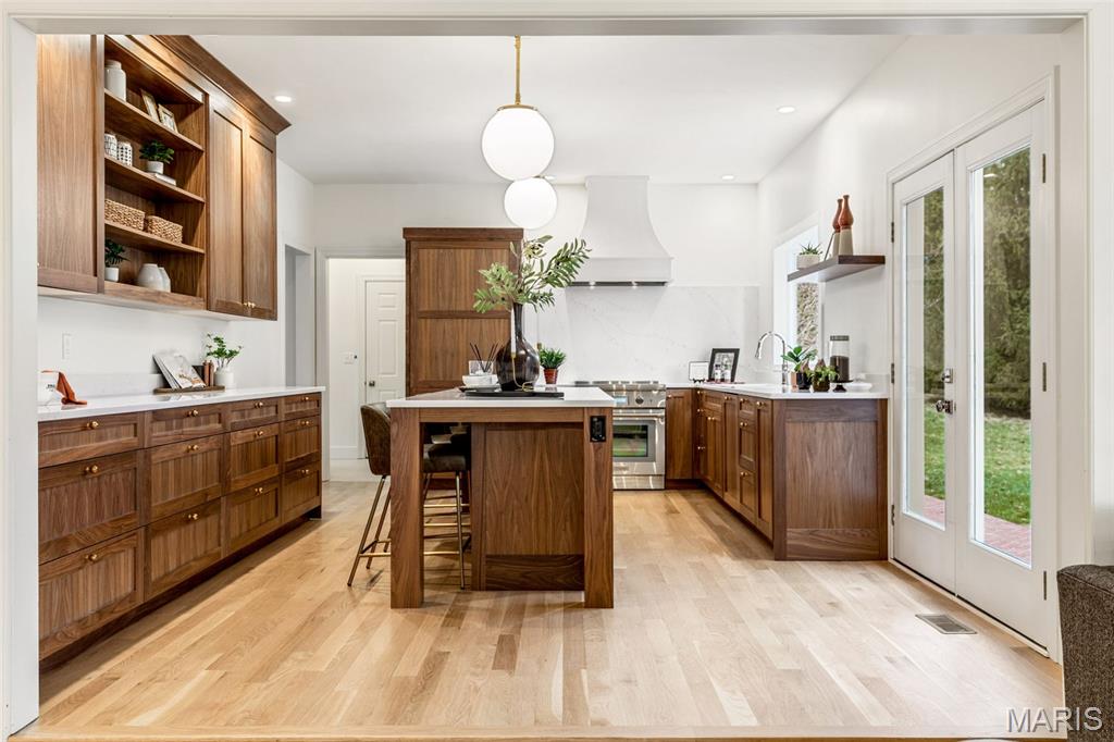 822 Town And Country Estates Drive