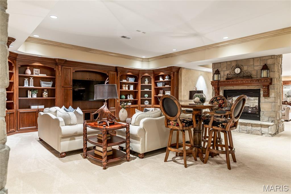 345 Coach Road