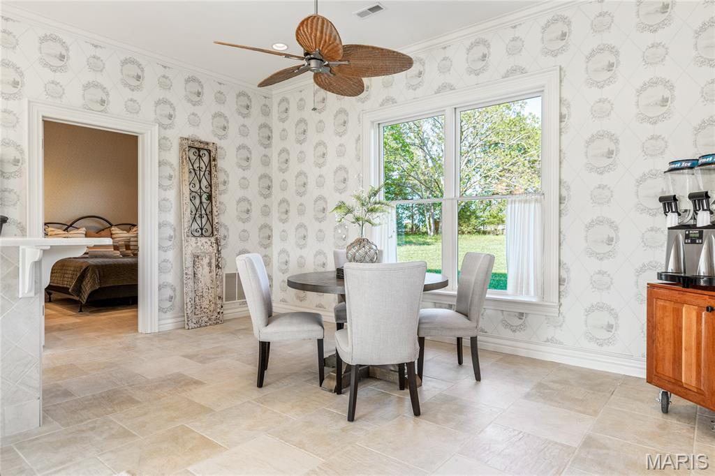 345 Coach Road