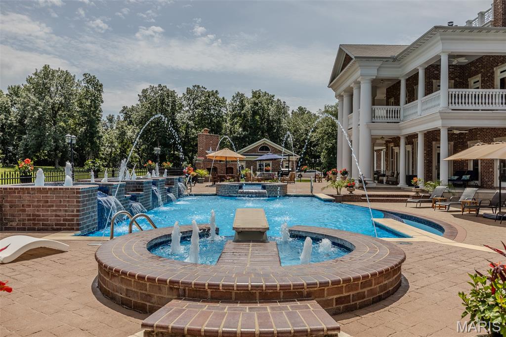 345 Coach Road