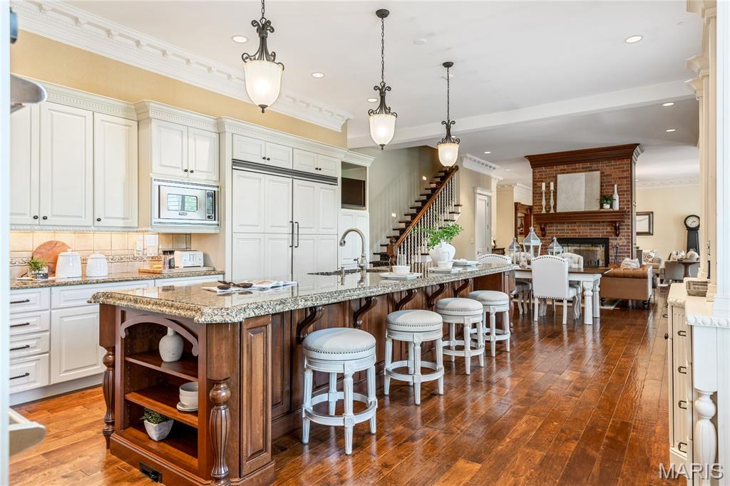 345 Coach Road
