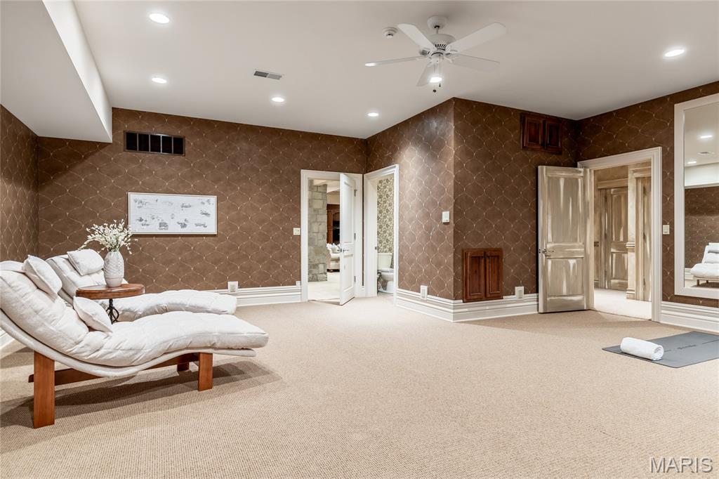 345 Coach Road
