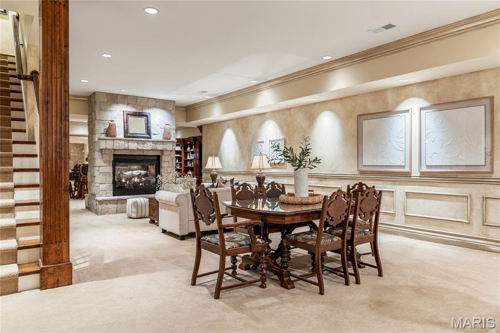 345 Coach Road