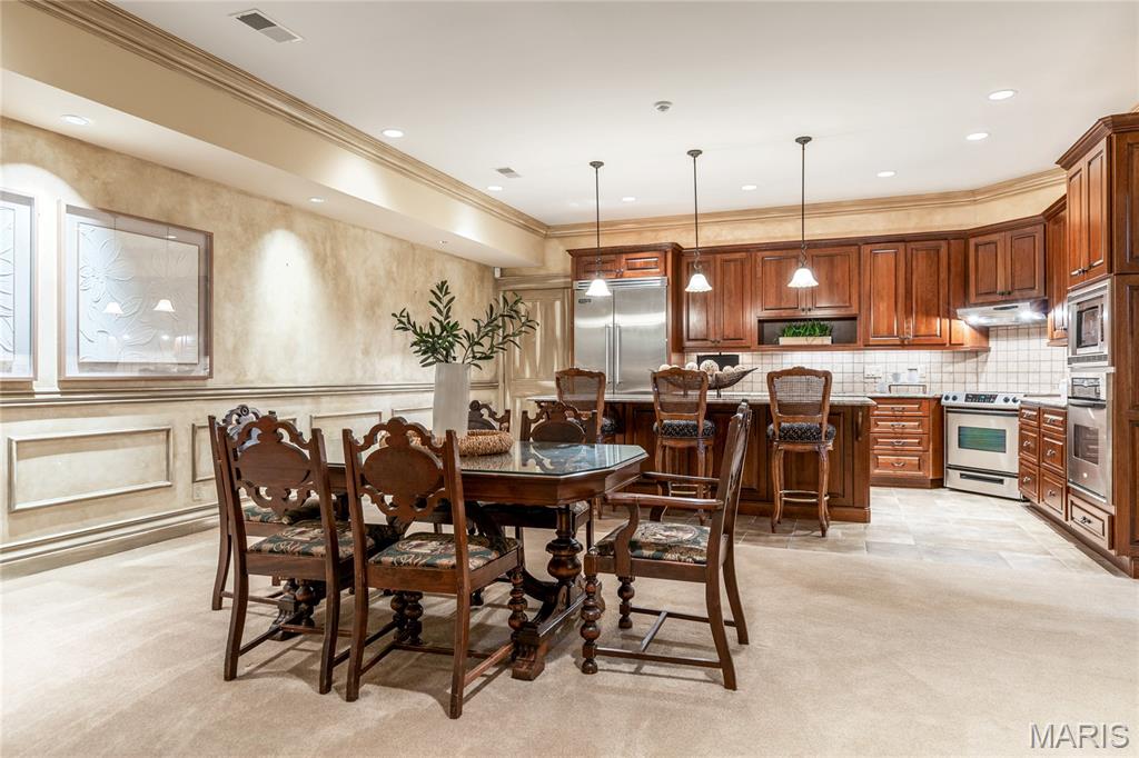 345 Coach Road