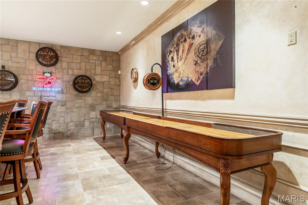 345 Coach Road