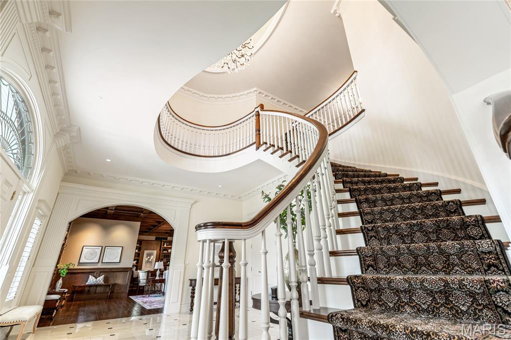 345 Coach Road