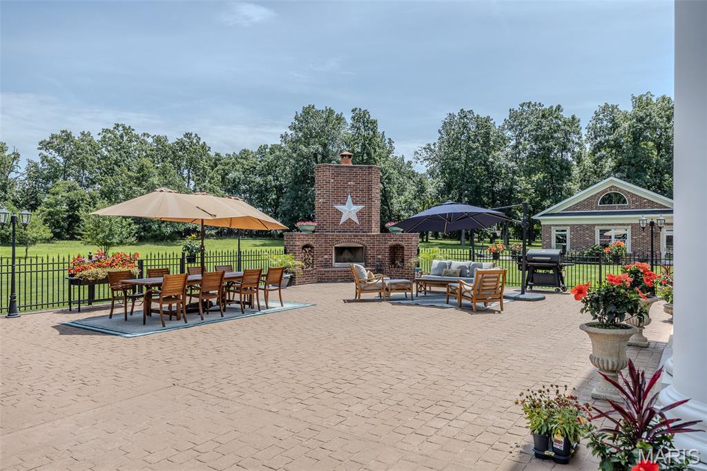 345 Coach Road