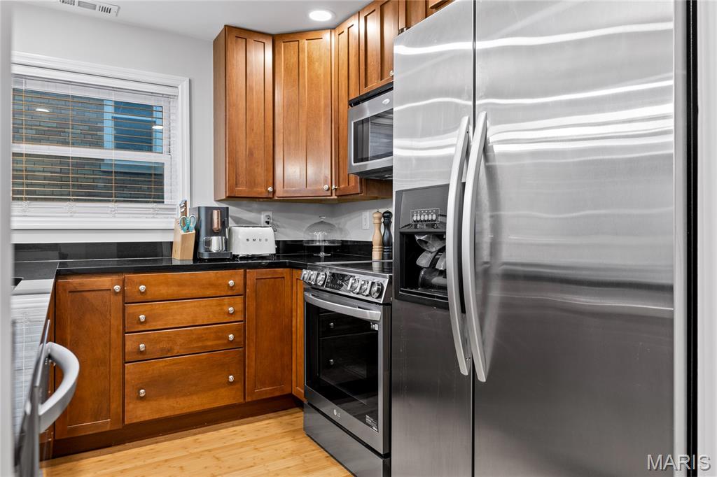 610 Forest Court Unit: 1