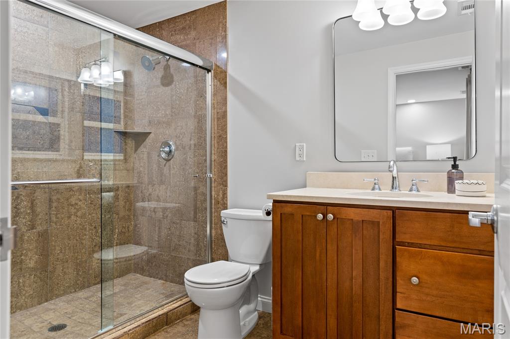 610 Forest Court Unit: 1