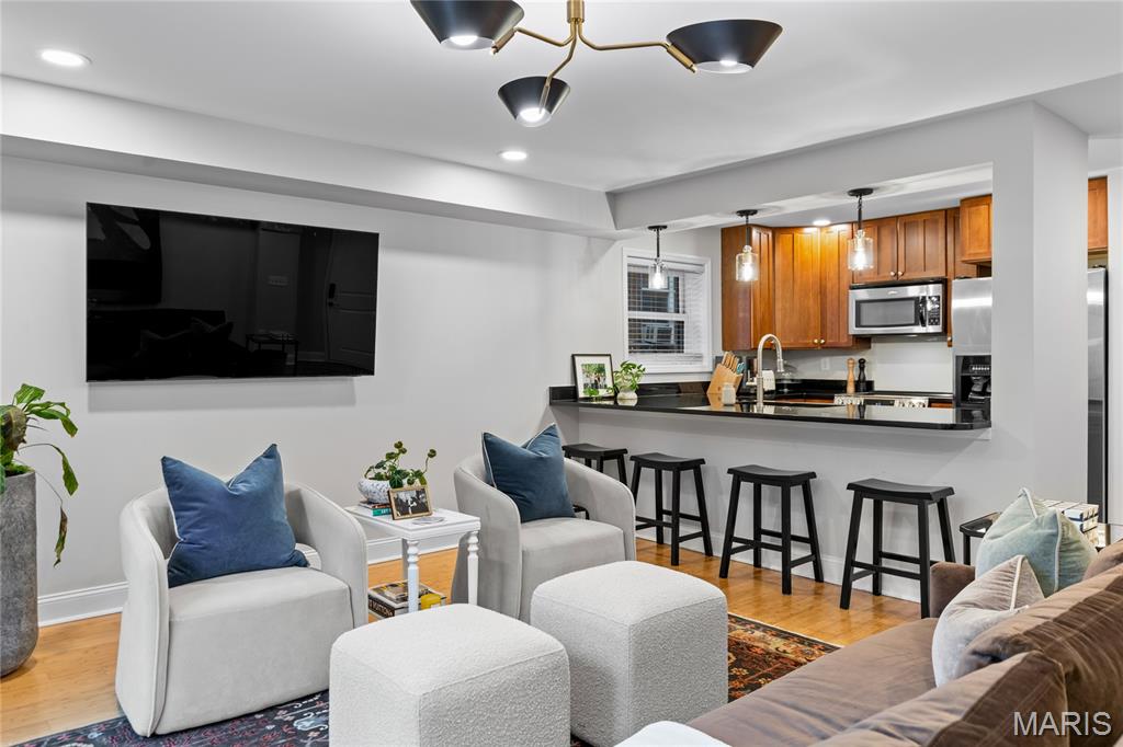 610 Forest Court Unit: 1