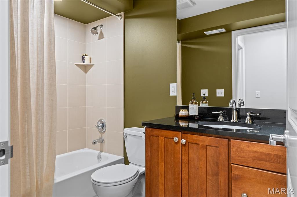 610 Forest Court Unit: 1