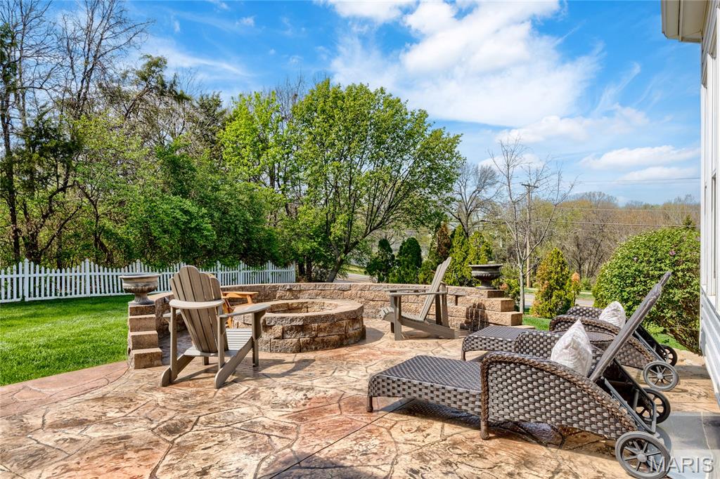 701 Boxwood Manor Court