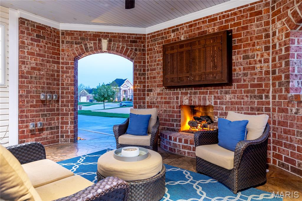 701 Boxwood Manor Court