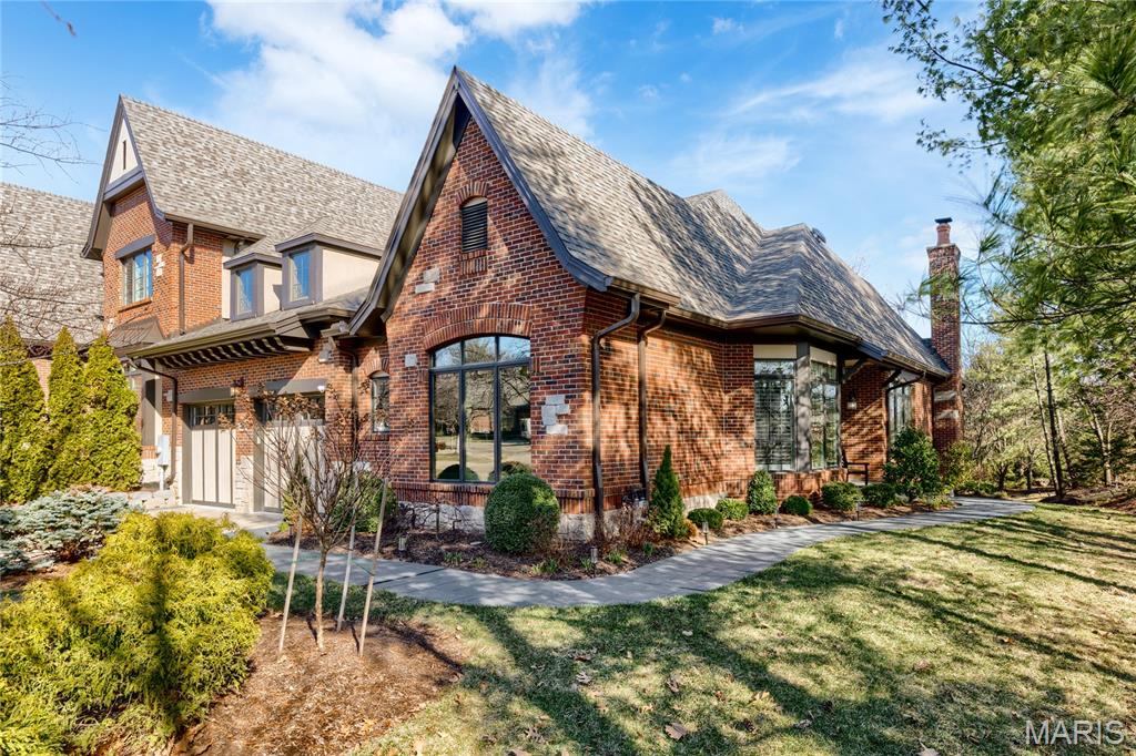 596 Upper Conway Circle