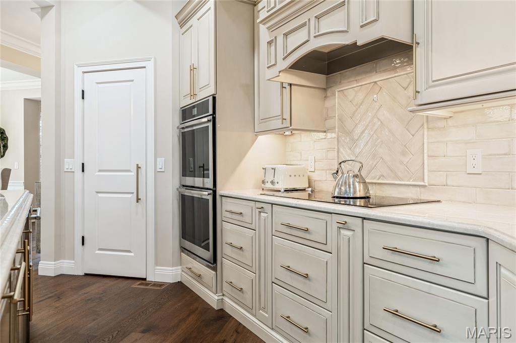 596 Upper Conway Circle