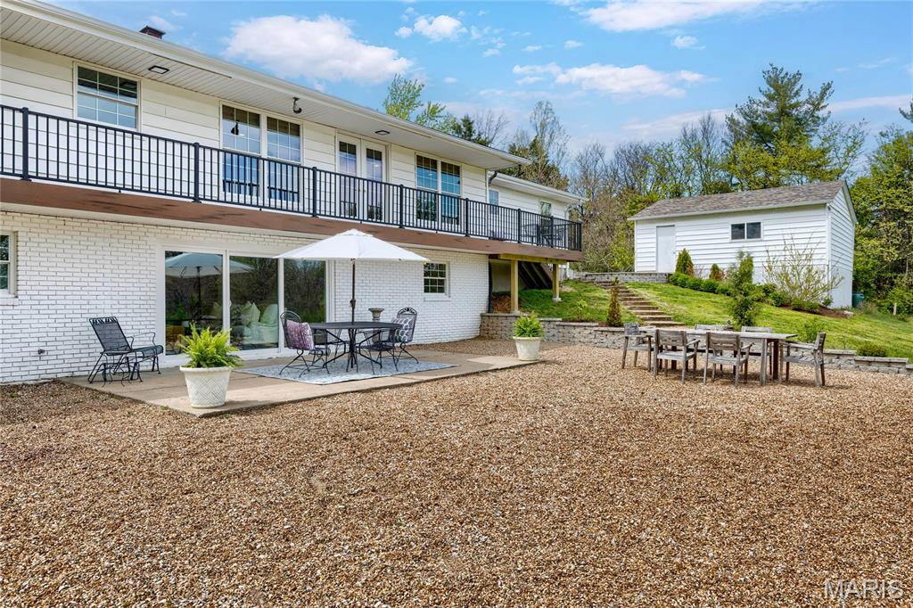 32 Weldon Spring Heights Drive