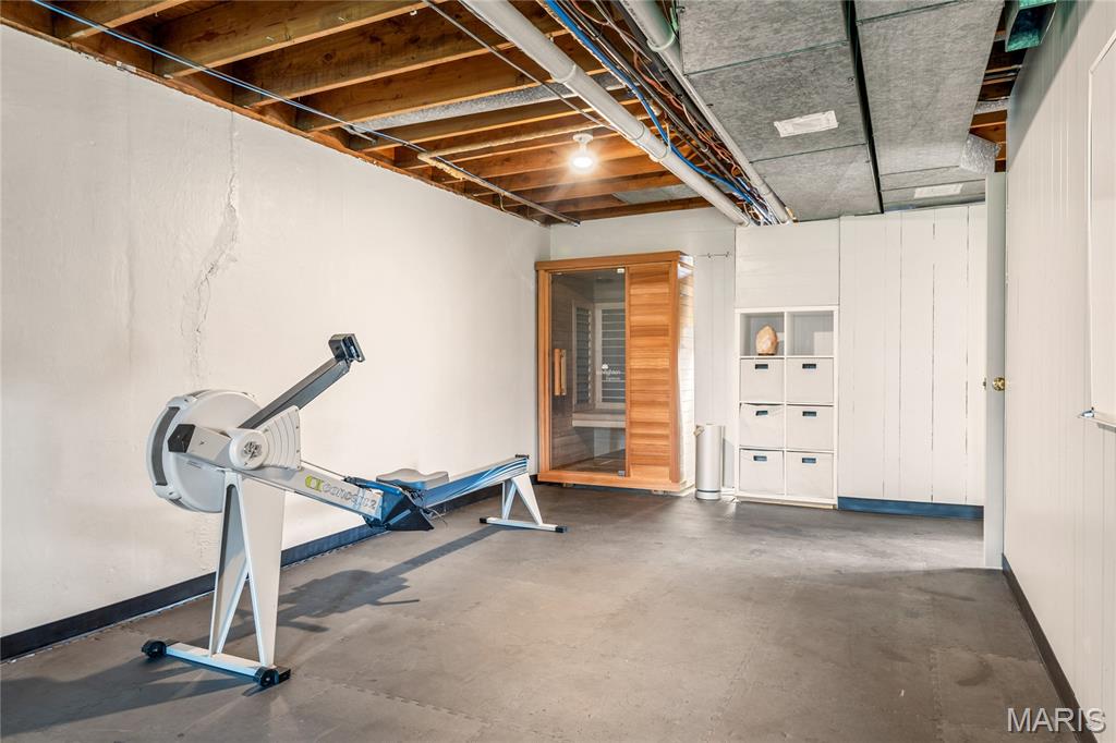 32 Weldon Spring Heights Drive