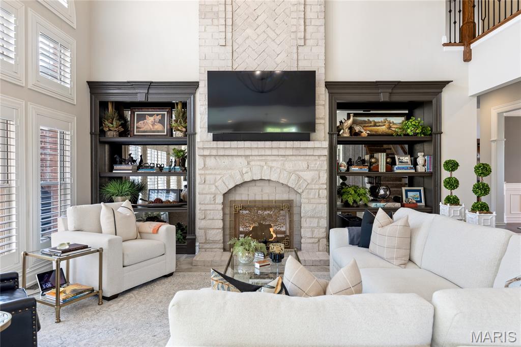 1215 Devonworth Drive