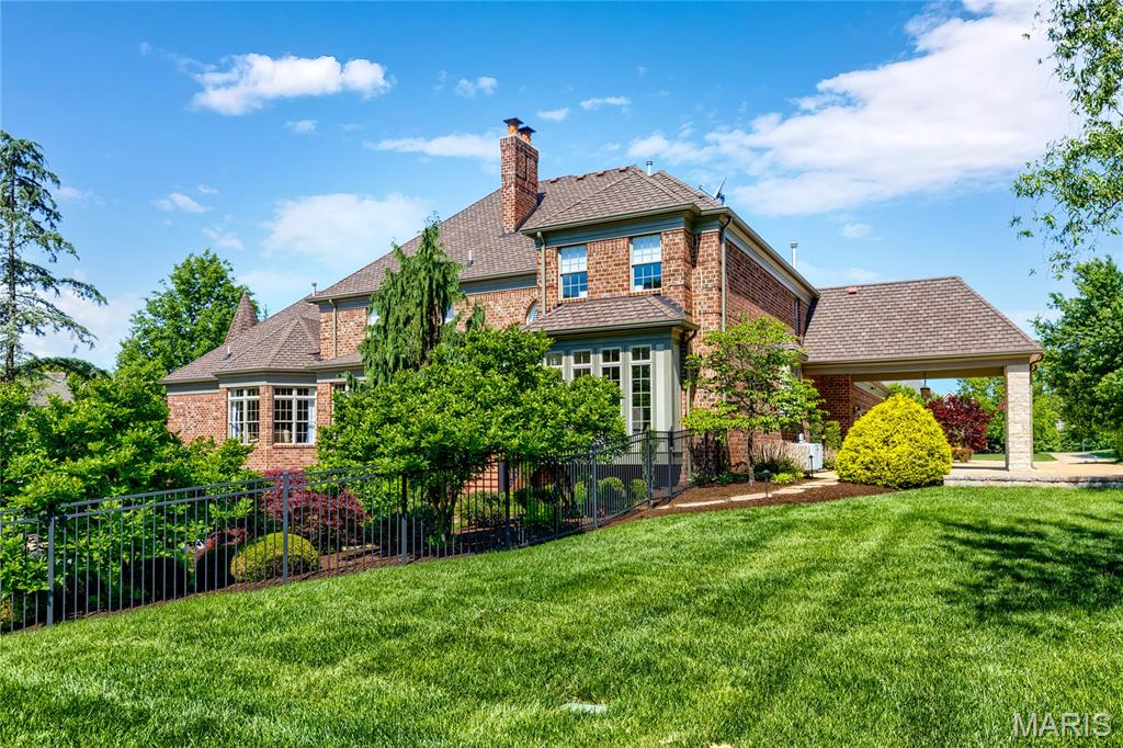 1215 Devonworth Drive