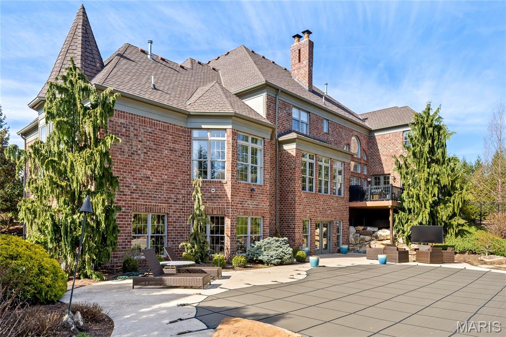 1215 Devonworth Drive