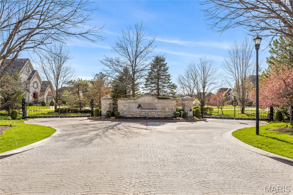 1215 Devonworth Drive