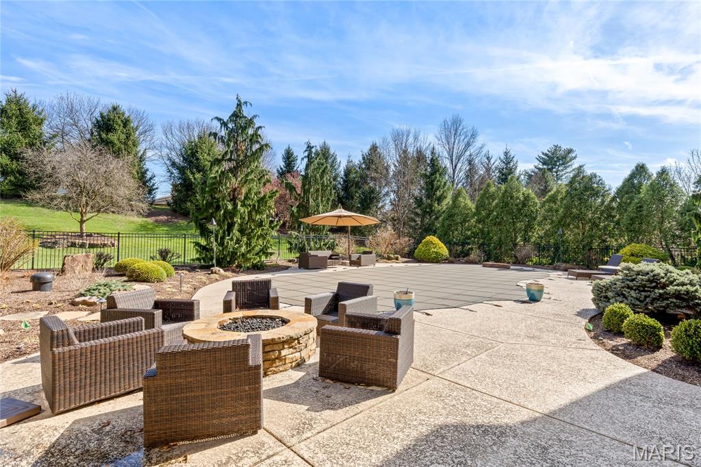 1215 Devonworth Drive