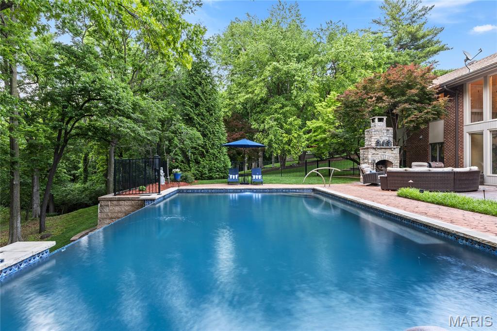 3736 Runnymede Drive