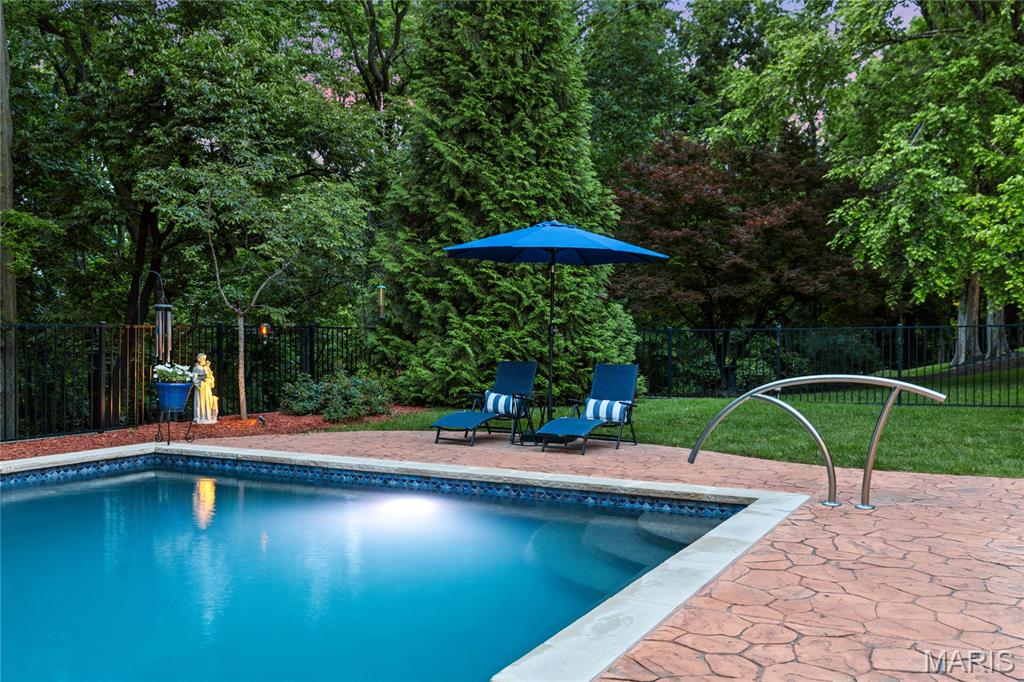3736 Runnymede Drive