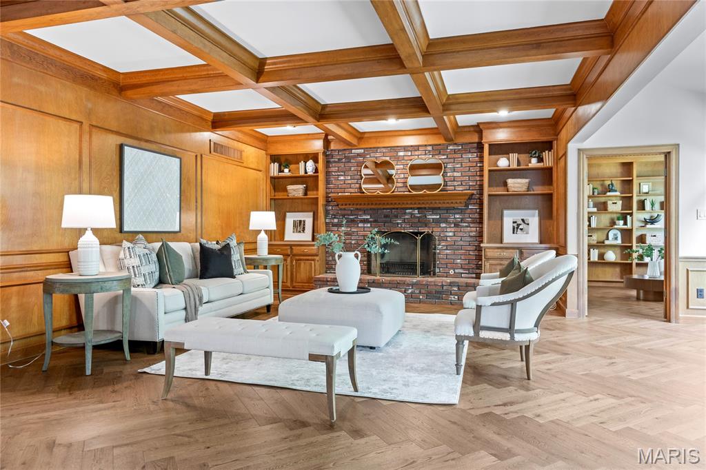 2 Delvin Court