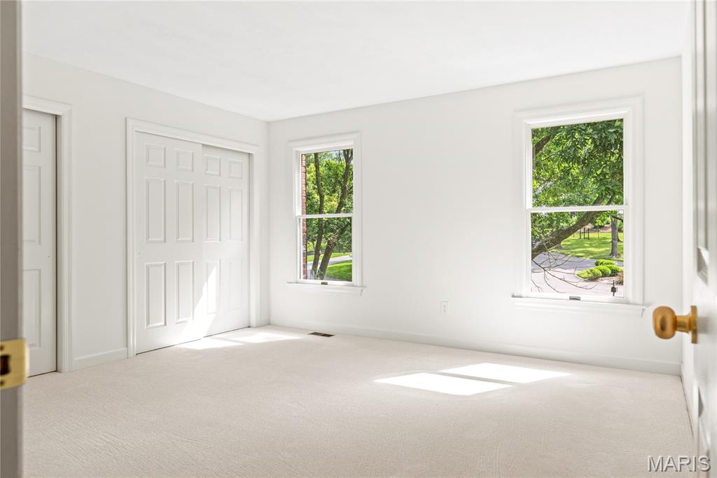 2 Delvin Court