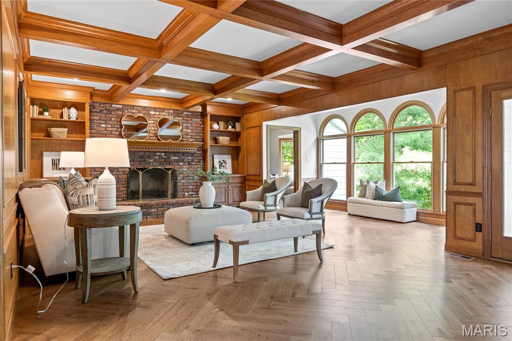 2 Delvin Court