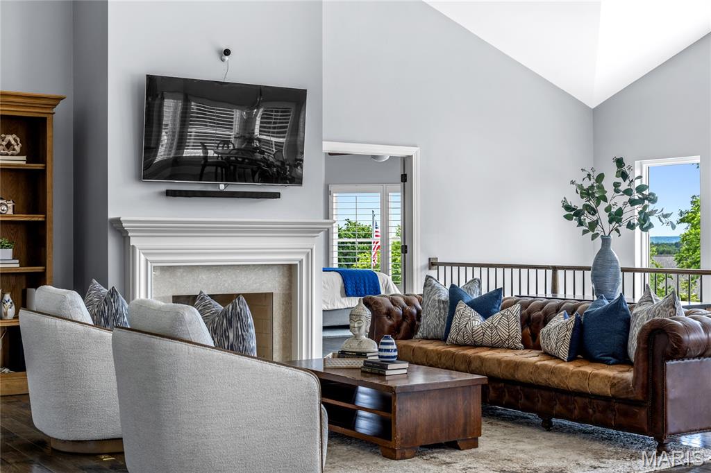 5335 Lancelot Drive