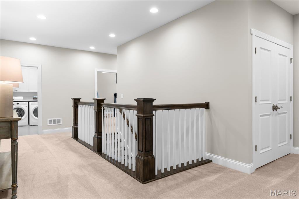 4 Colonial Hills Drive