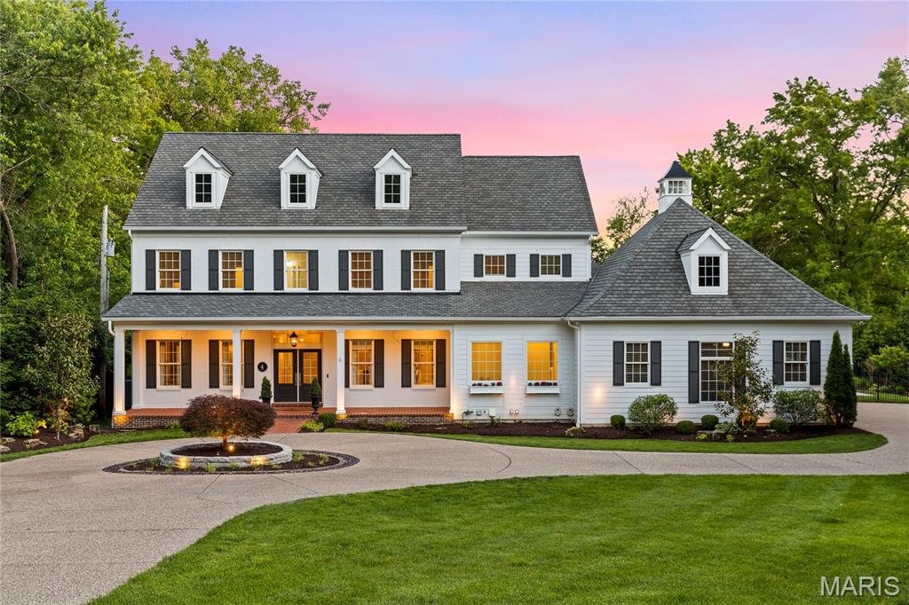 4 Colonial Hills Drive
