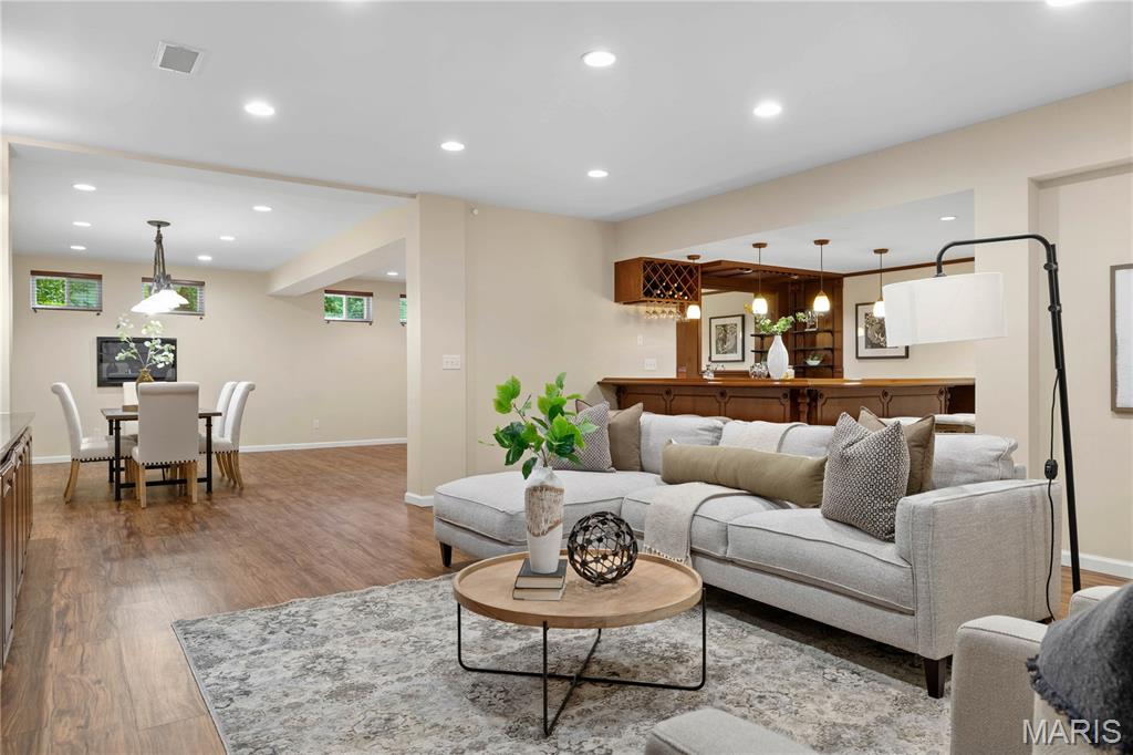 4046 Austin Drive